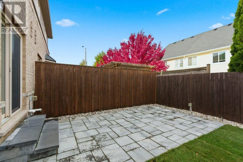 113 THORNLODGE DRIVE