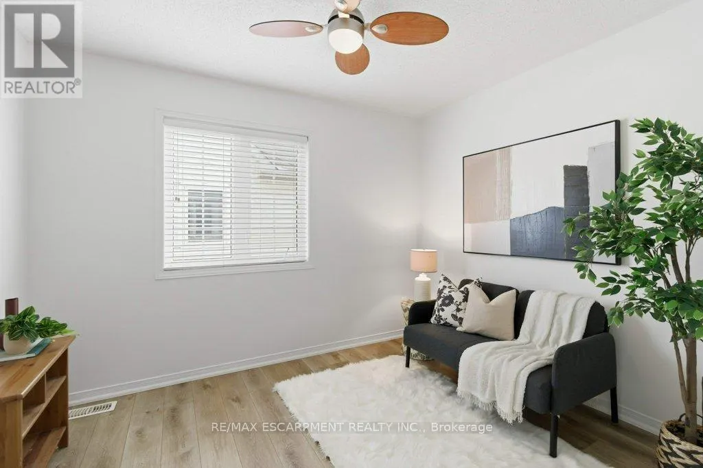 113 THORNLODGE DRIVE