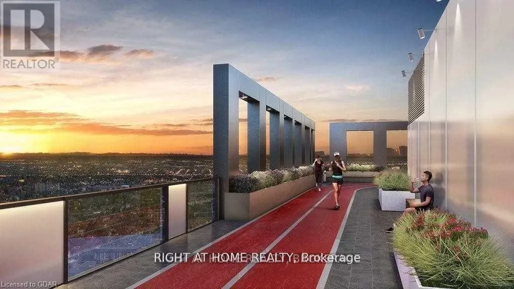 218 - 55 DUKE STREET W