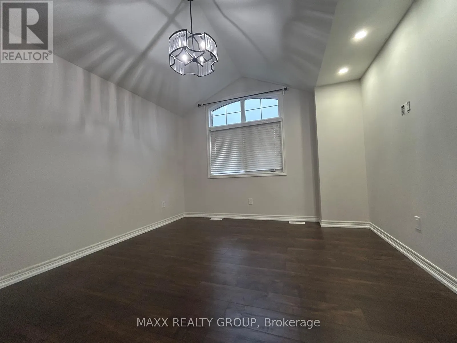 9334 SHOVELLER DRIVE