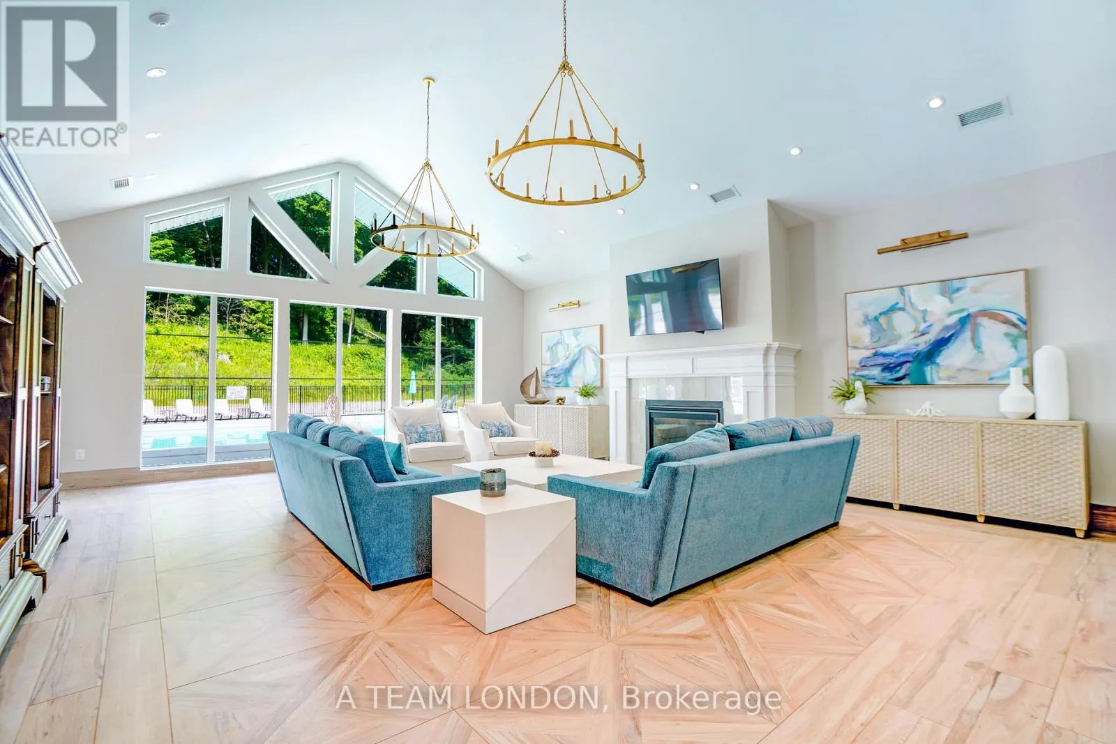 409 - 100 THE PROMENADE N, #409