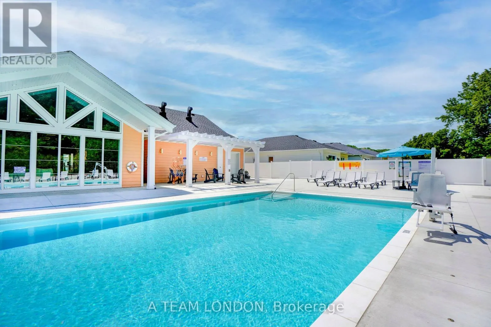 409 - 100 THE PROMENADE N, #409