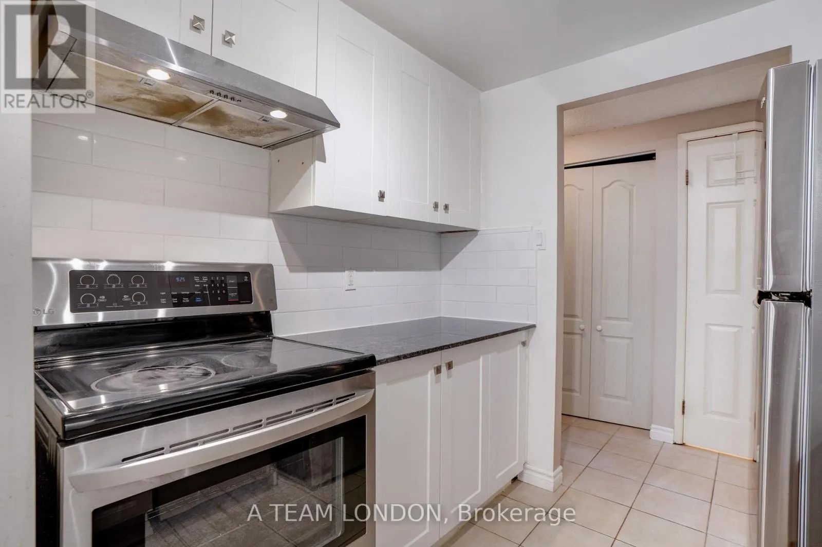 407 - 155 KENT STREET, #407