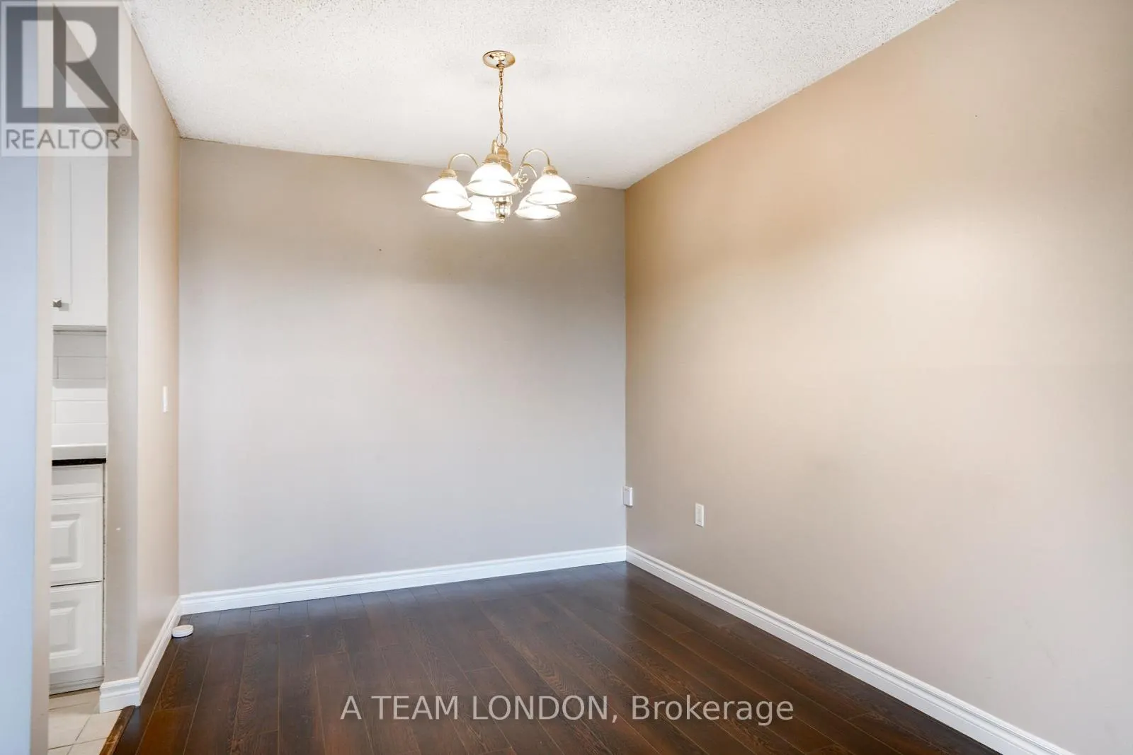 407 - 155 KENT STREET, #407