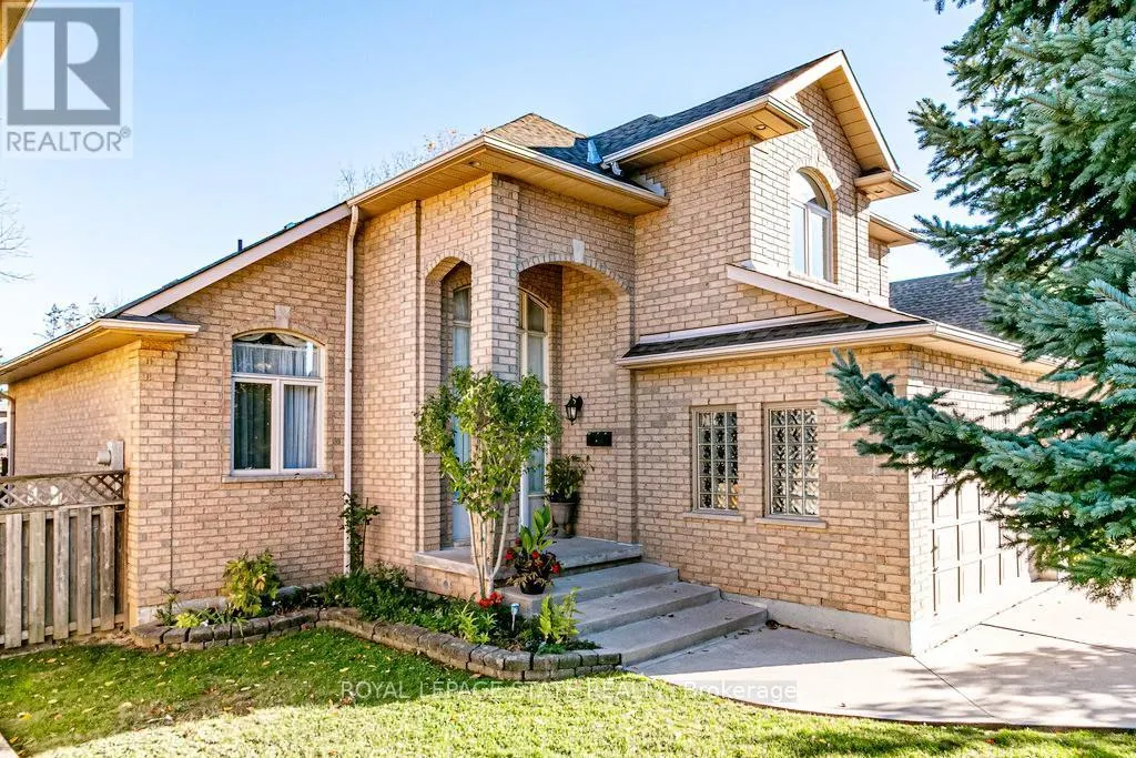 54 FALCONRIDGE DRIVE