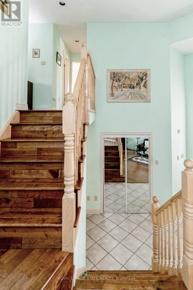 54 FALCONRIDGE DRIVE