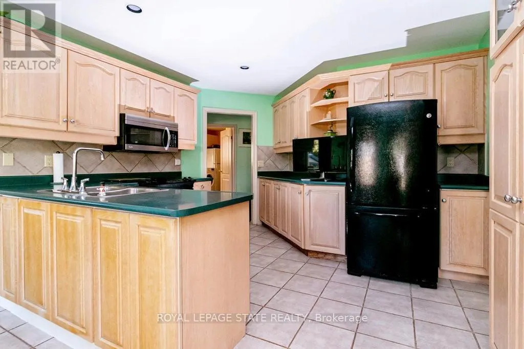 54 FALCONRIDGE DRIVE