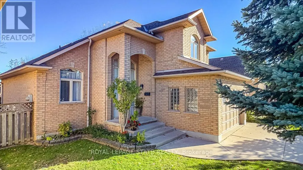 54 FALCONRIDGE DRIVE