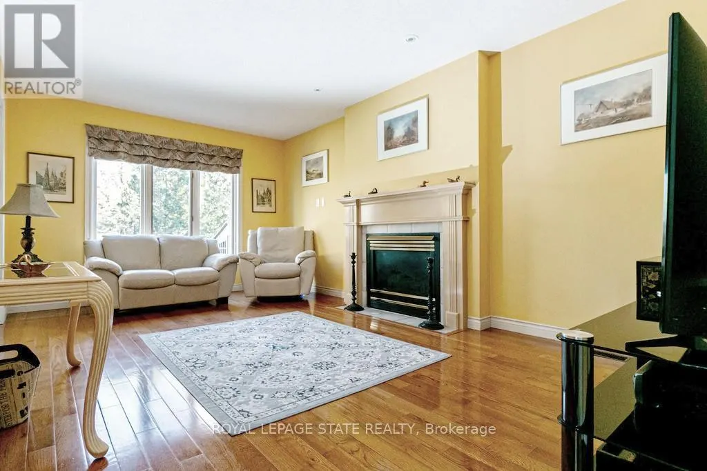 54 FALCONRIDGE DRIVE