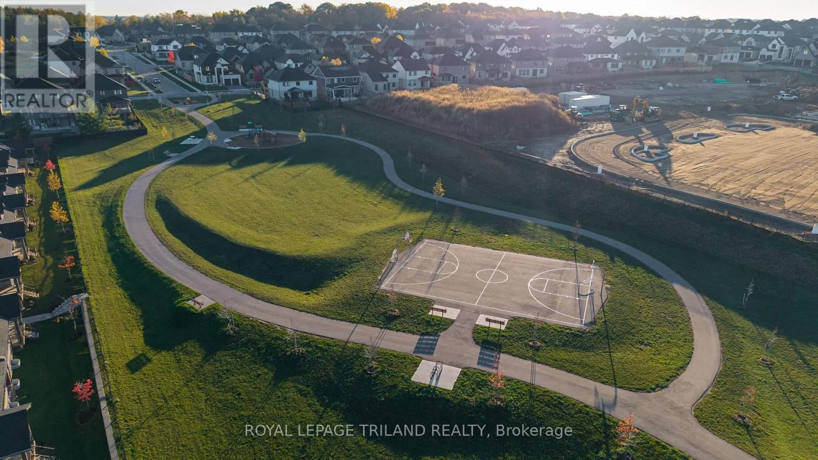 1091 UPPERPOINT AVENUE