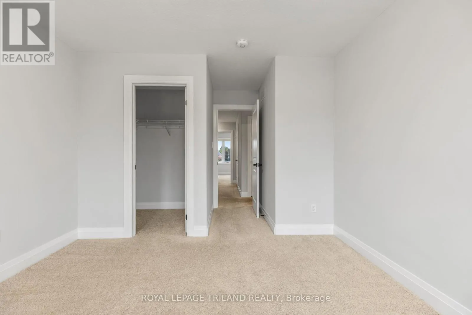 1091 UPPERPOINT AVENUE