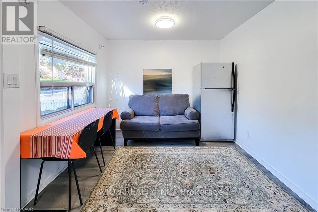 1 - 26 BARTON STREET W