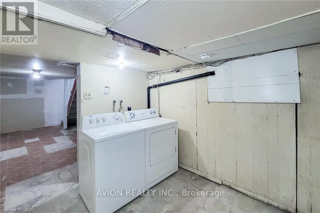 2 - 26 BARTON STREET W