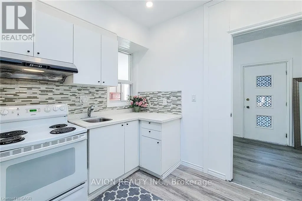 2 - 26 BARTON STREET W