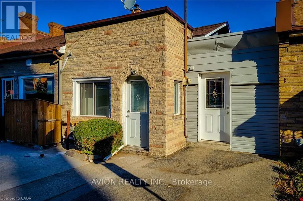 2 - 26 BARTON STREET W