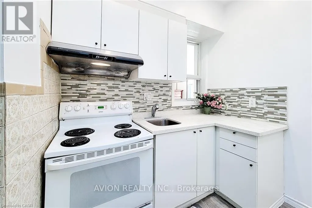 2 - 26 BARTON STREET W