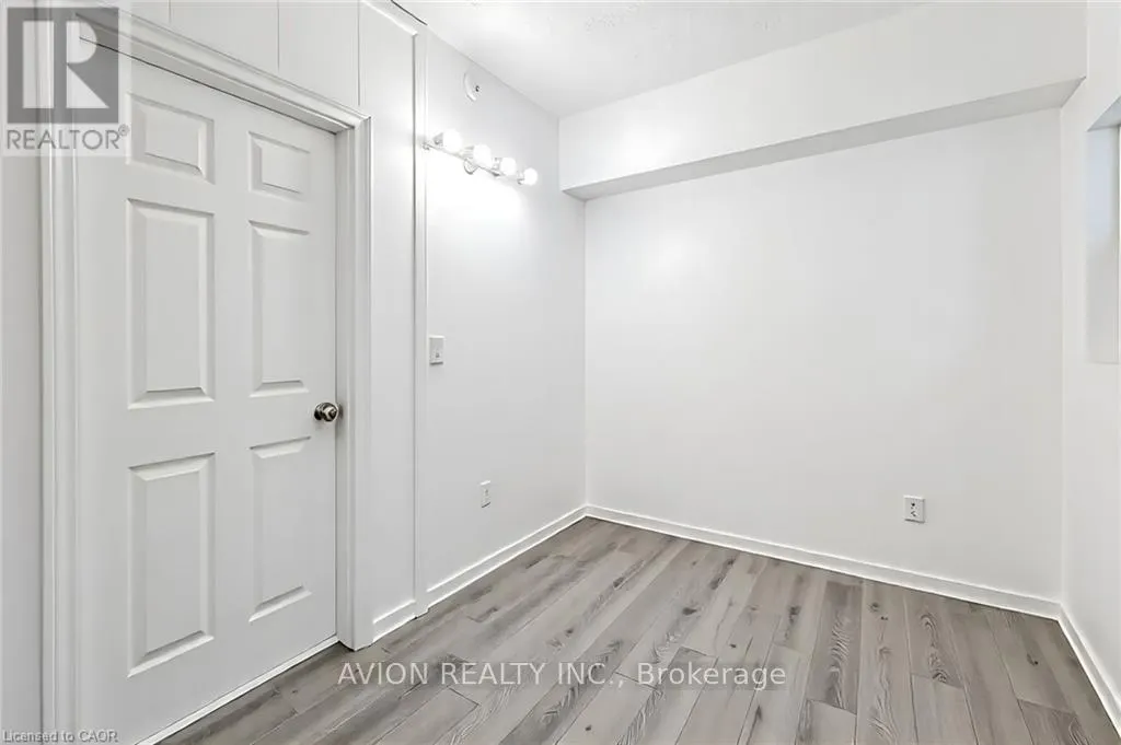 2 - 26 BARTON STREET W