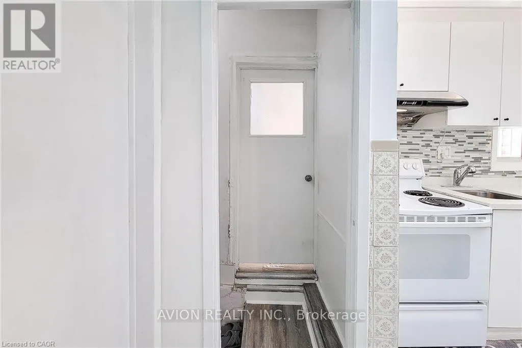 2 - 26 BARTON STREET W