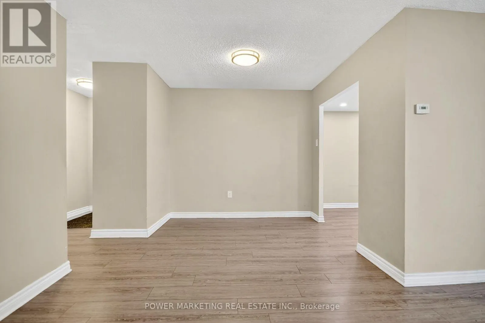 2806 - 500 LAURIER AVENUE W