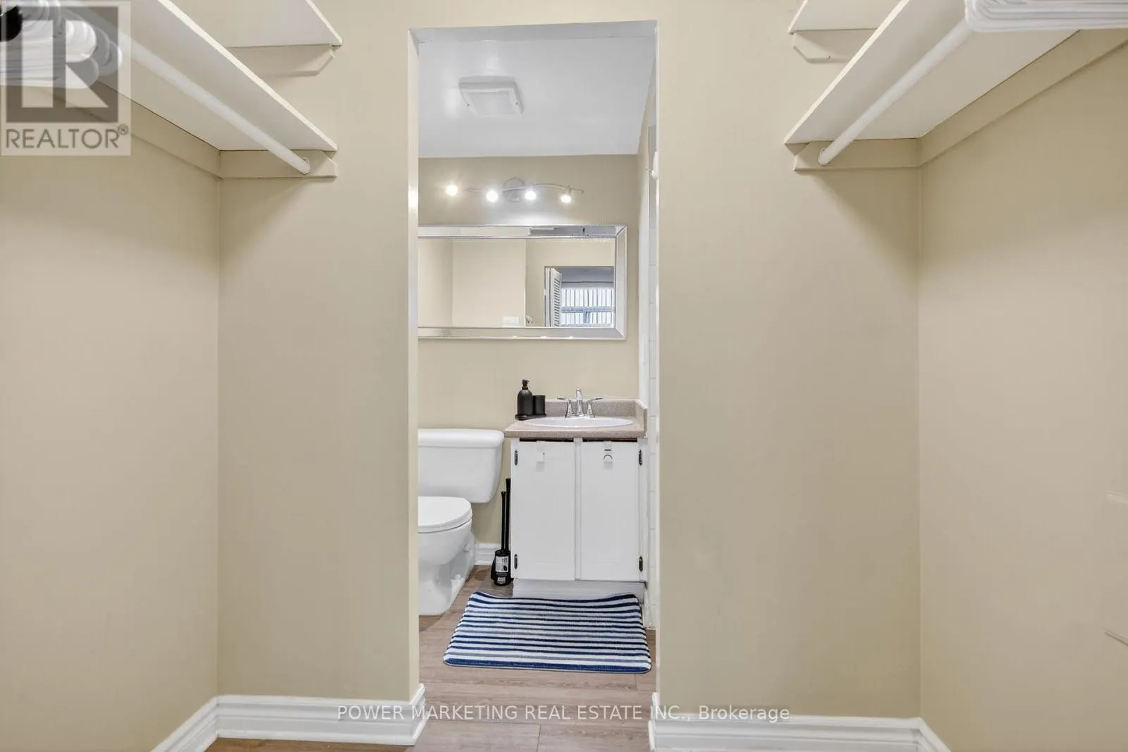 2806 - 500 LAURIER AVENUE W