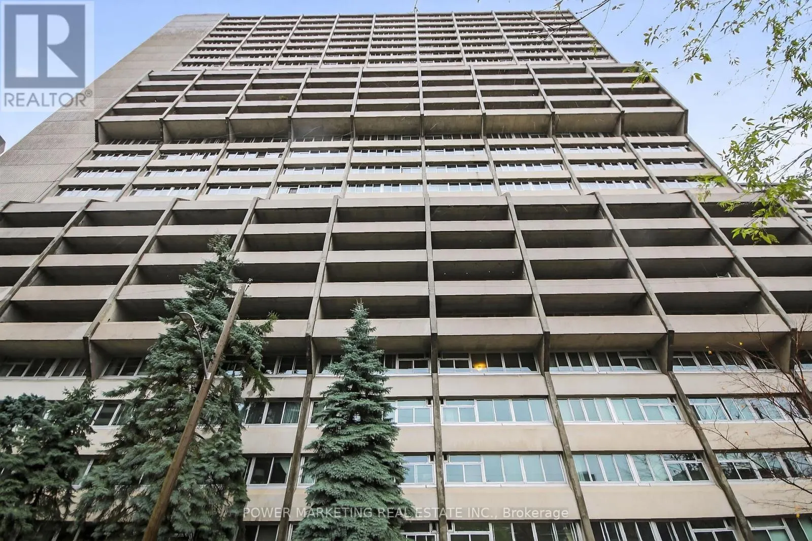 2806 - 500 LAURIER AVENUE W