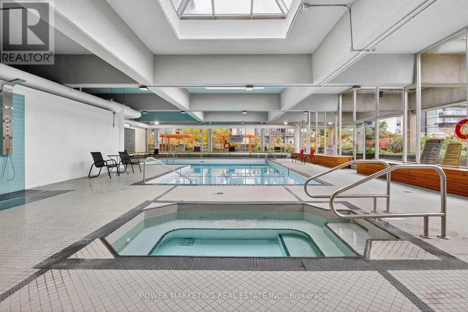 2806 - 500 LAURIER AVENUE W