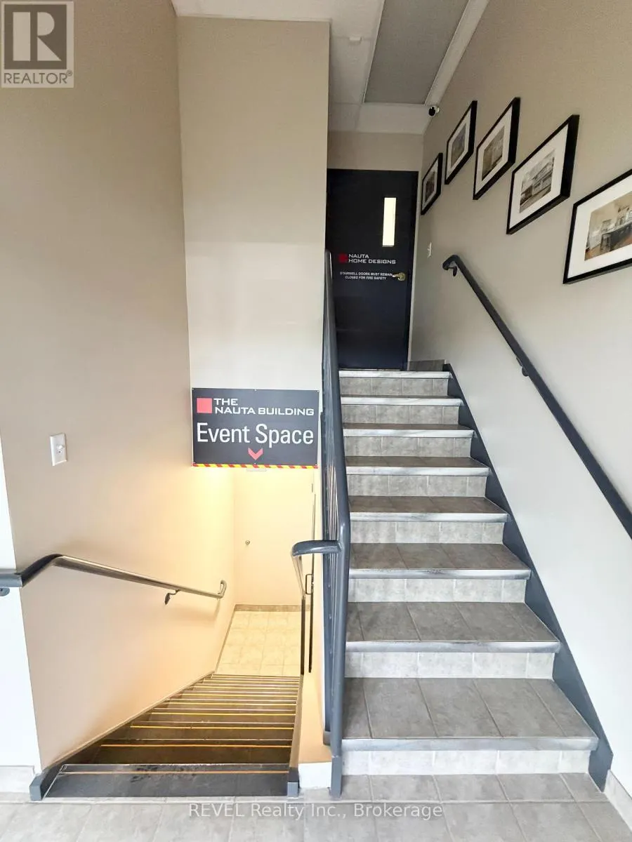 9 - 1789 MERRITTVILLE HIGHWAY, #9