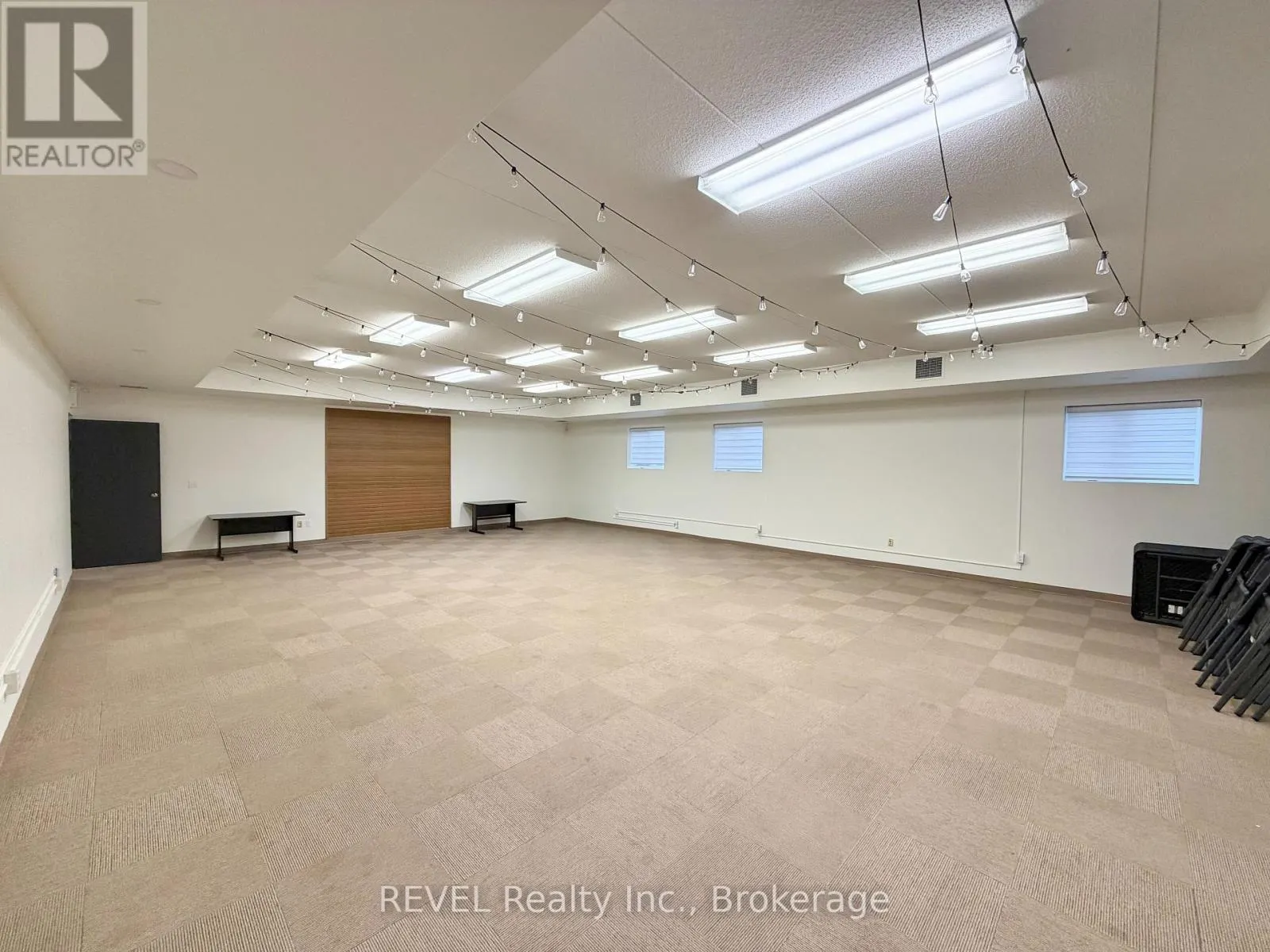 9 - 1789 MERRITTVILLE HIGHWAY, #9