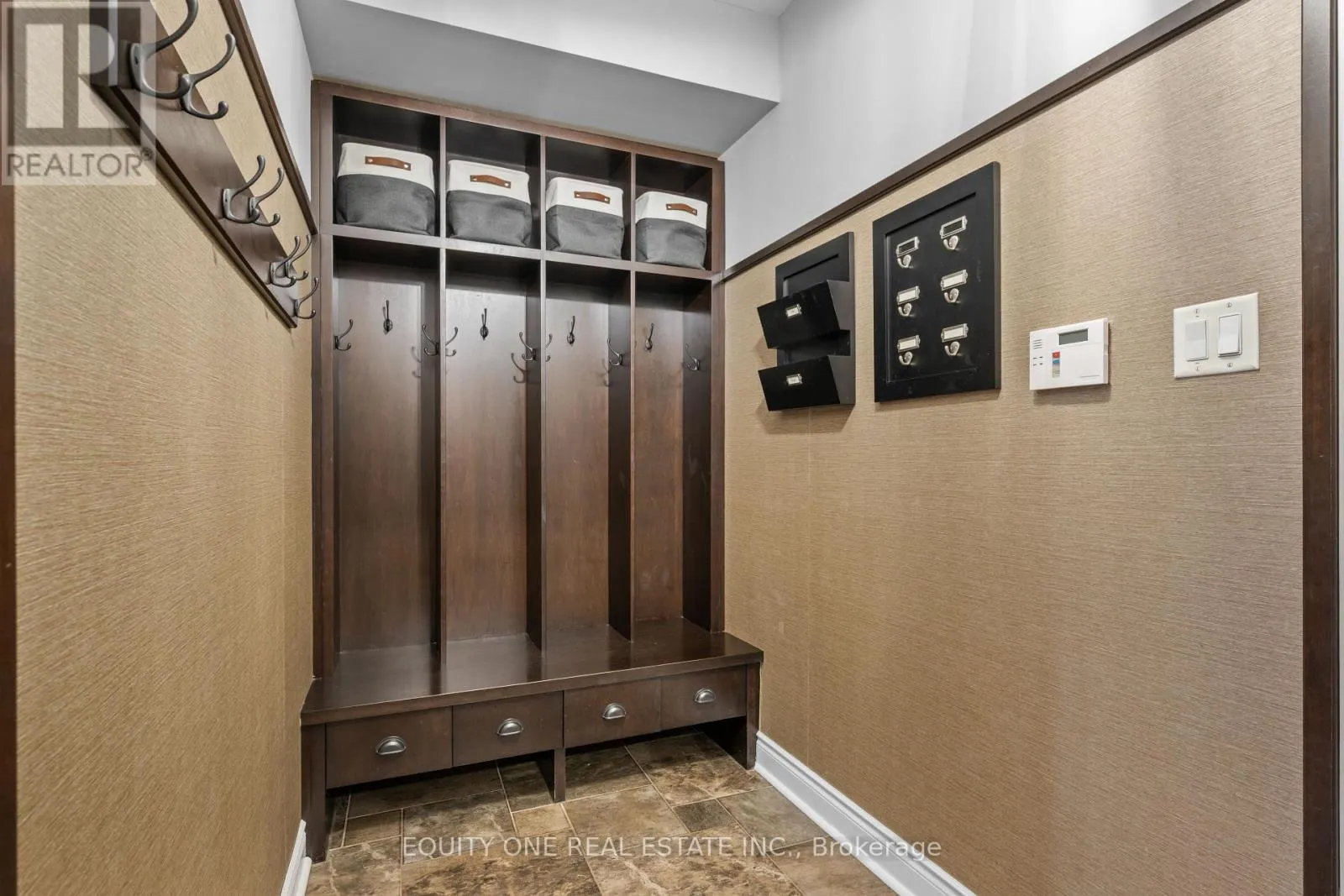 133 ARBOURBROOK BOULEVARD