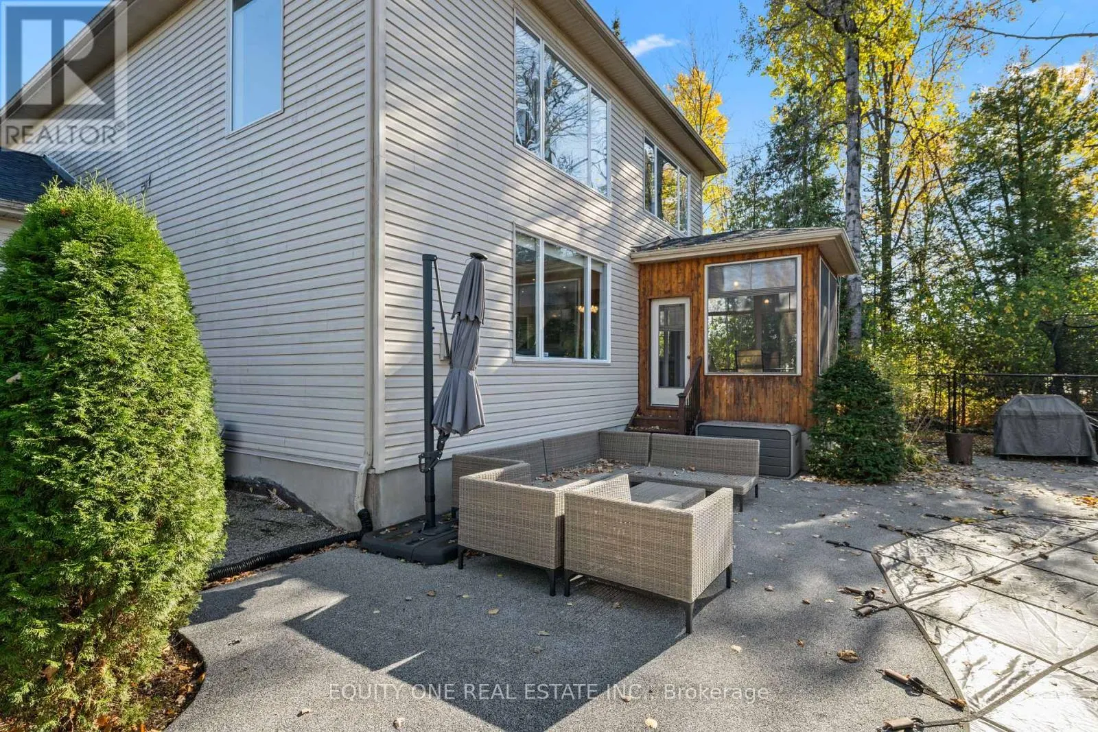 133 ARBOURBROOK BOULEVARD