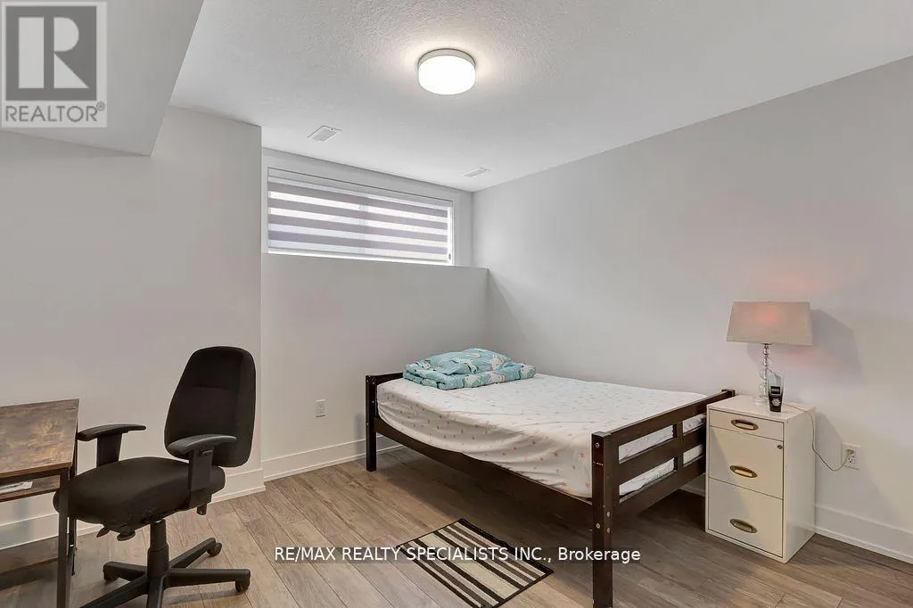 21 - 99 ROGER STREET