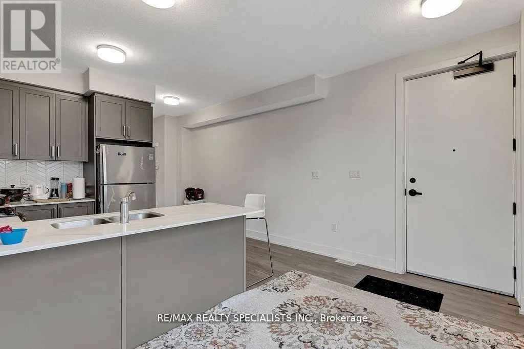 21 - 99 ROGER STREET