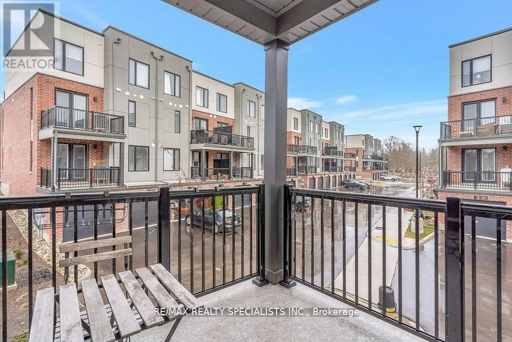 21 - 99 ROGER STREET