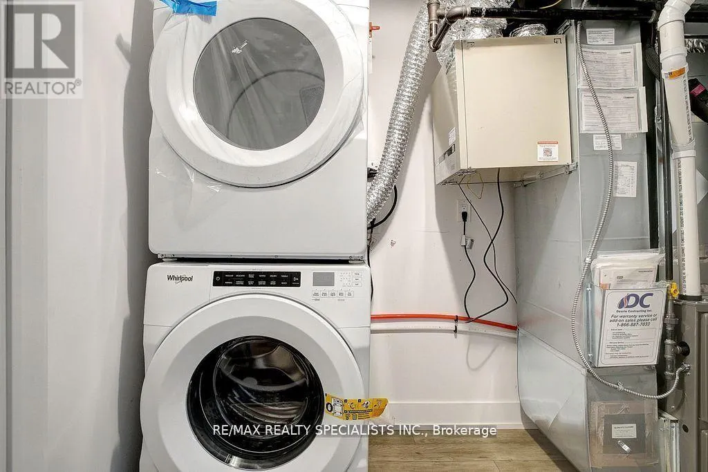 21 - 99 ROGER STREET