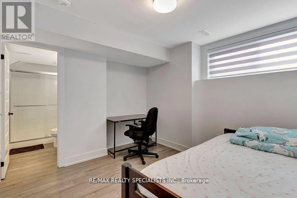 21 - 99 ROGER STREET