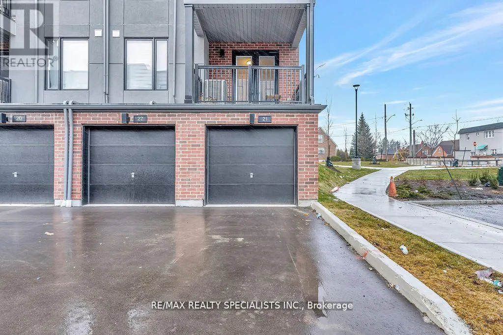 21 - 99 ROGER STREET