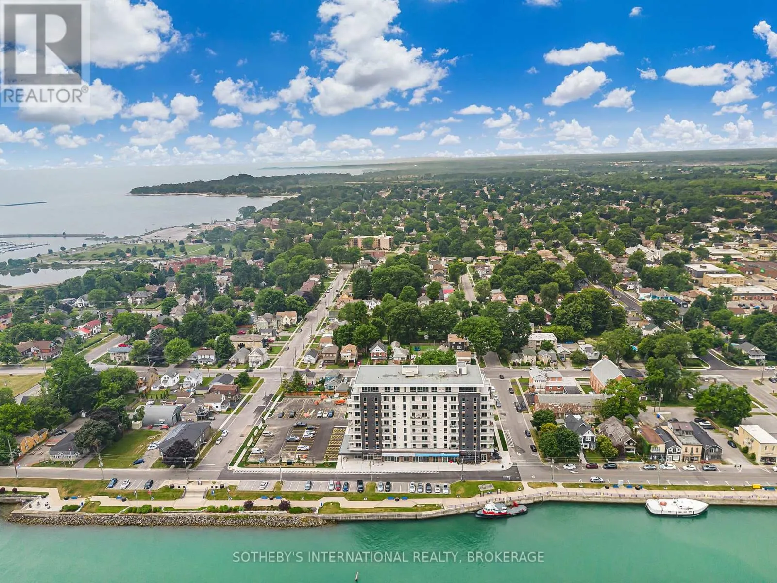 707 - 118 WEST STREET, #707