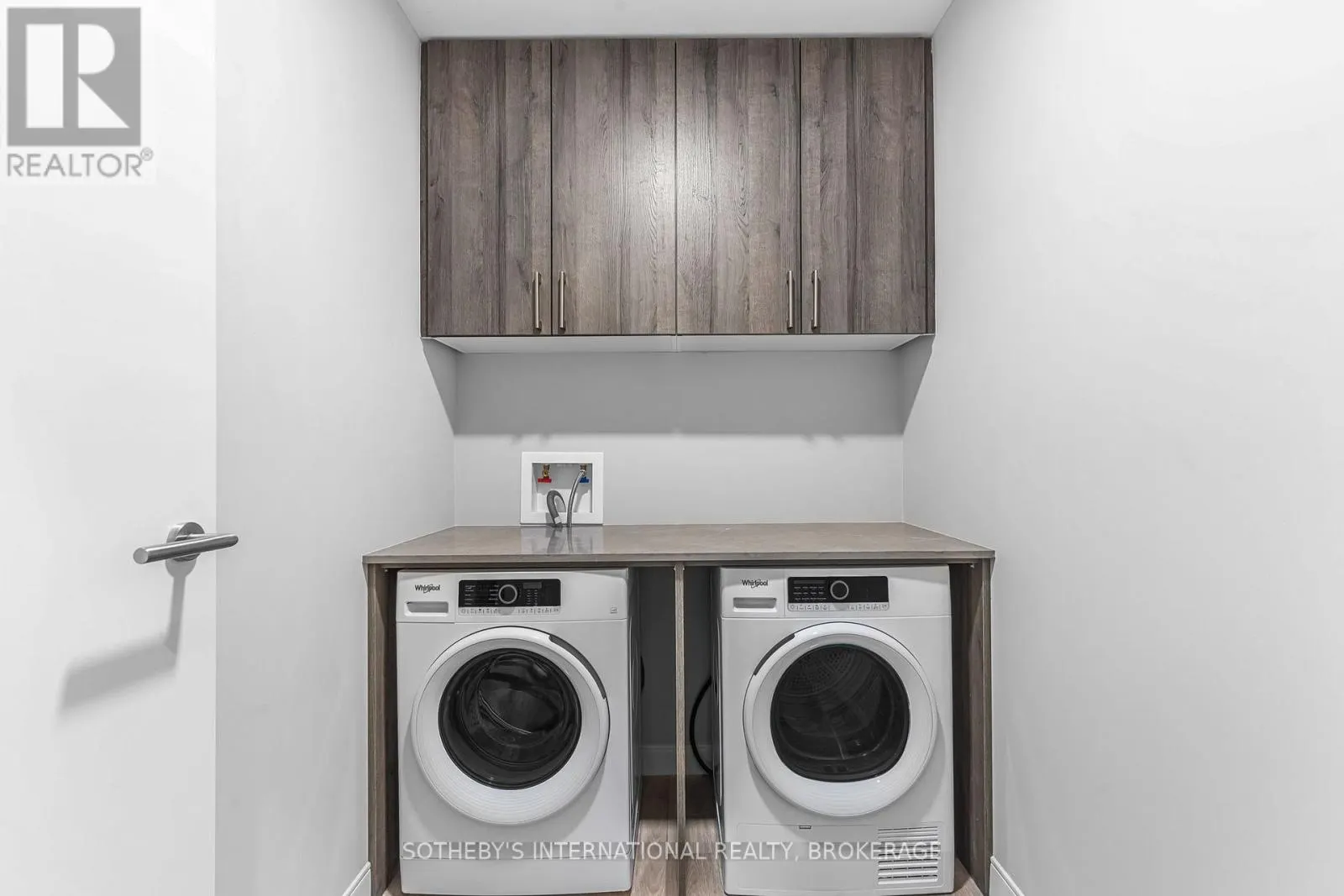 707 - 118 WEST STREET, #707