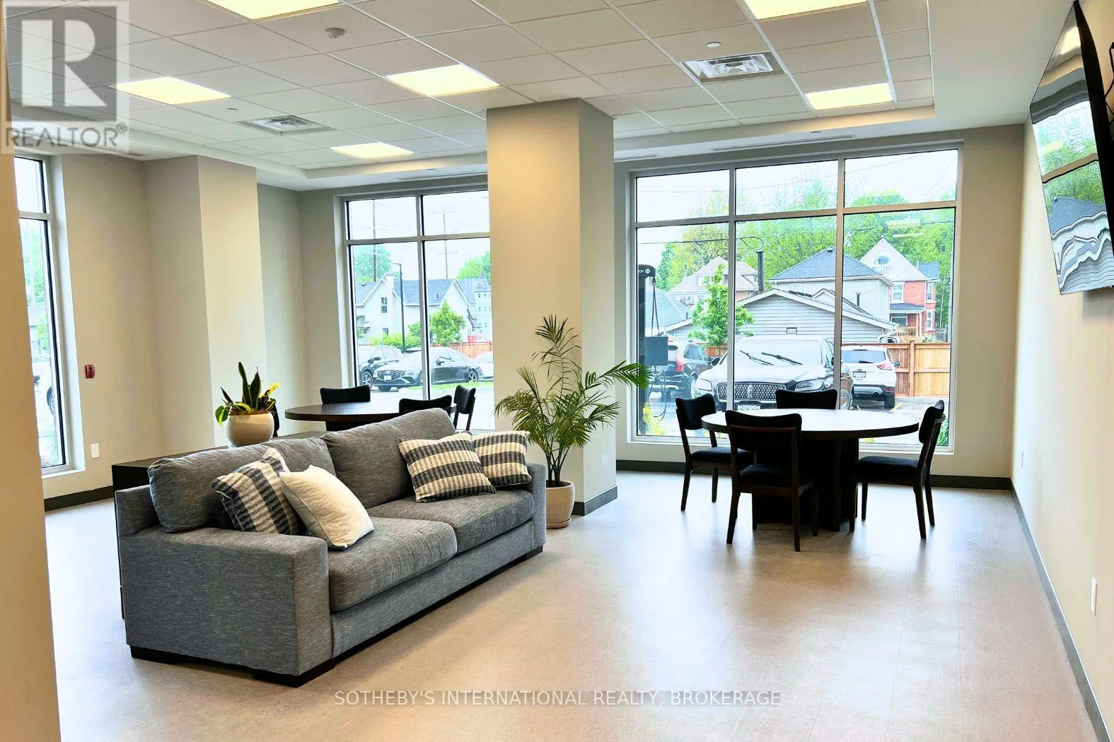 707 - 118 WEST STREET, #707