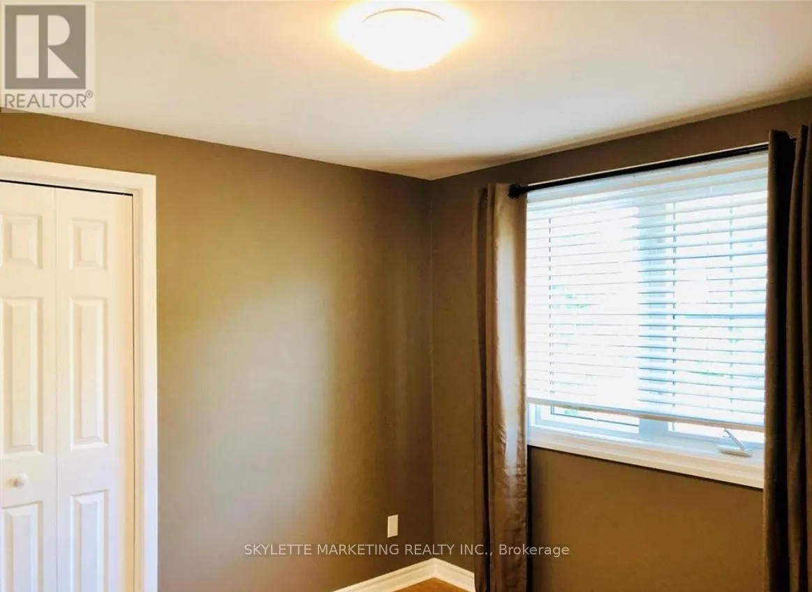 264 HOMESTEAD CRESCENT