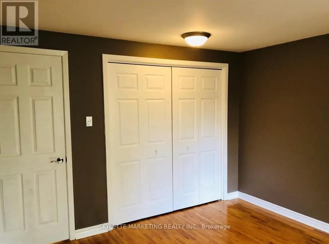 264 HOMESTEAD CRESCENT