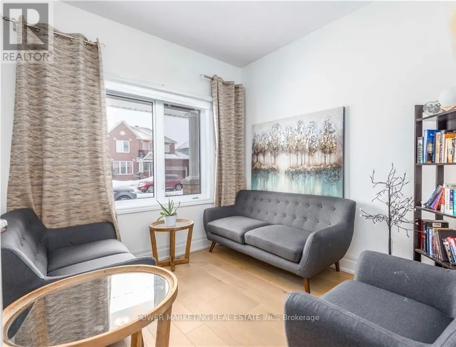 657 - 657 CLEARBROOK DRIVE N