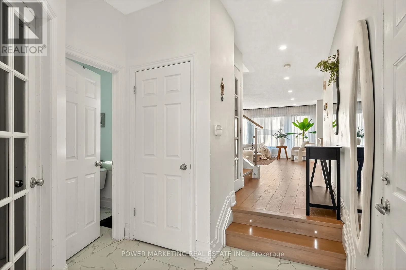 657 - 657 CLEARBROOK DRIVE N