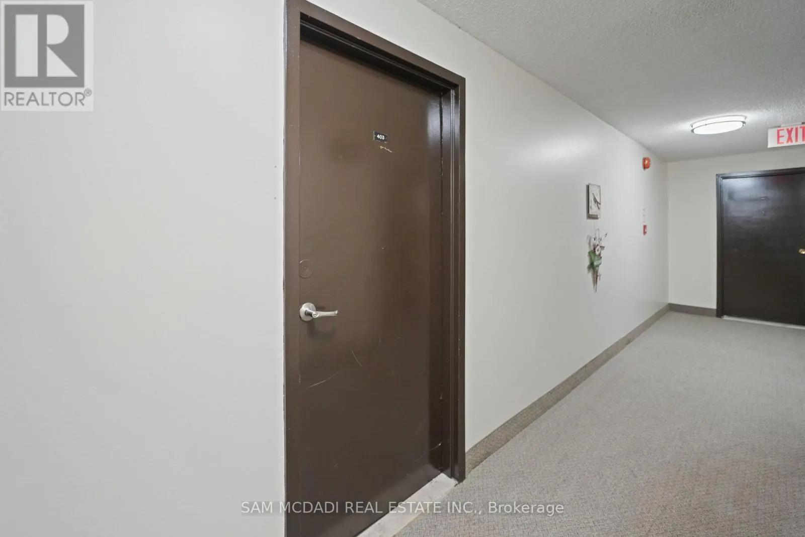 403 - 62 SPENCER STREET E