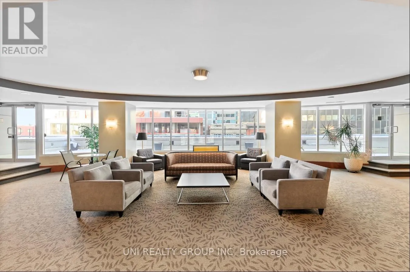 302 - 200 RIDEAU STREET