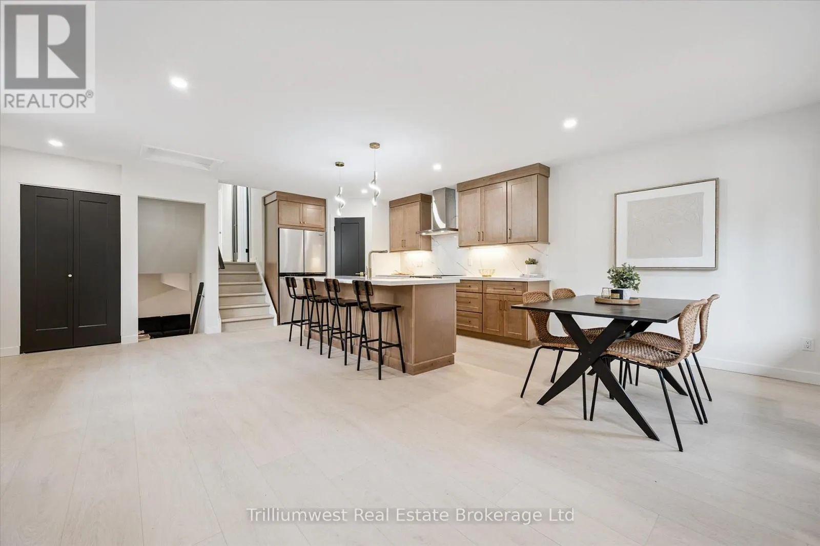 459 DRUMMERHILL CRESCENT