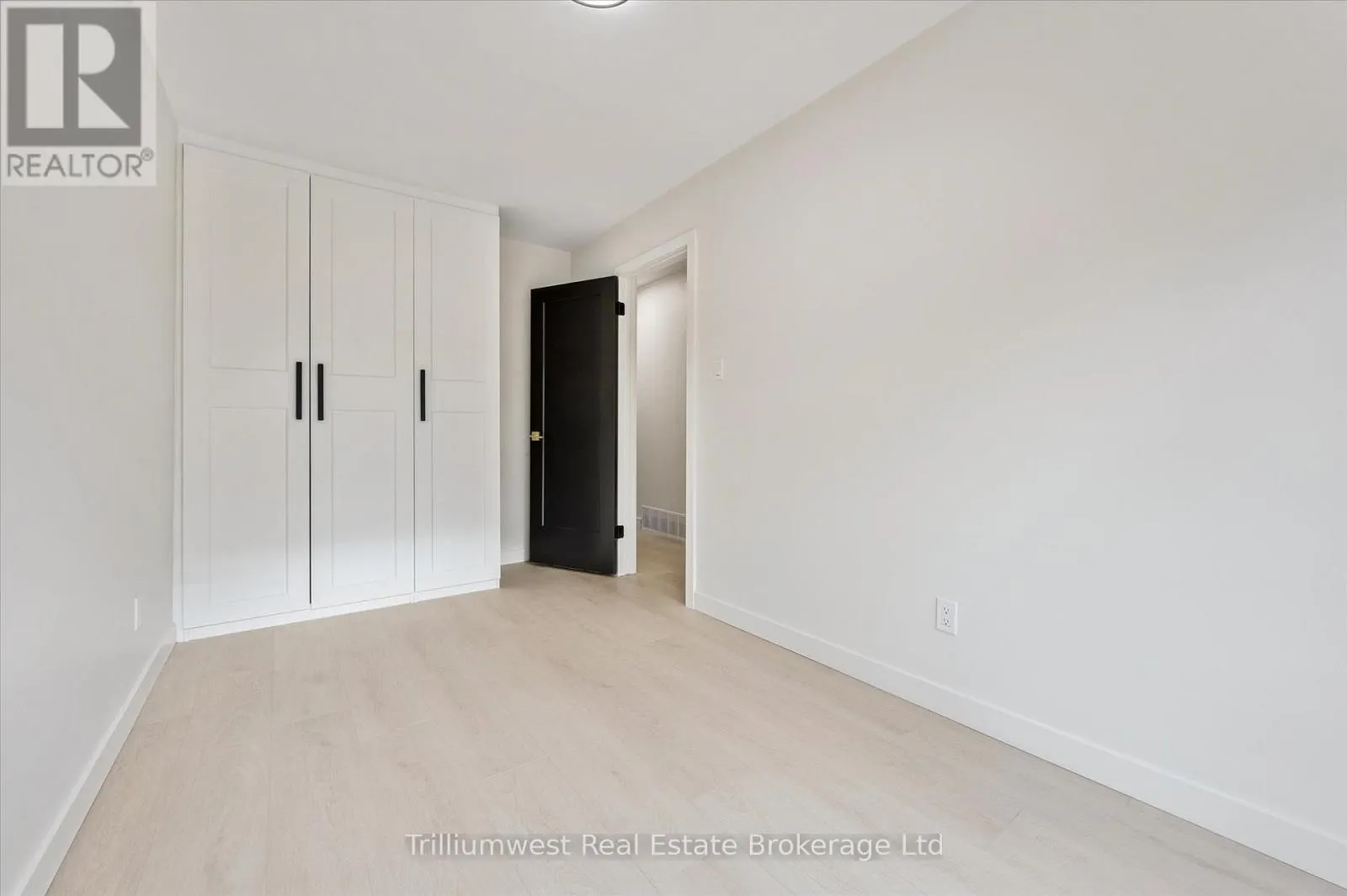 459 DRUMMERHILL CRESCENT