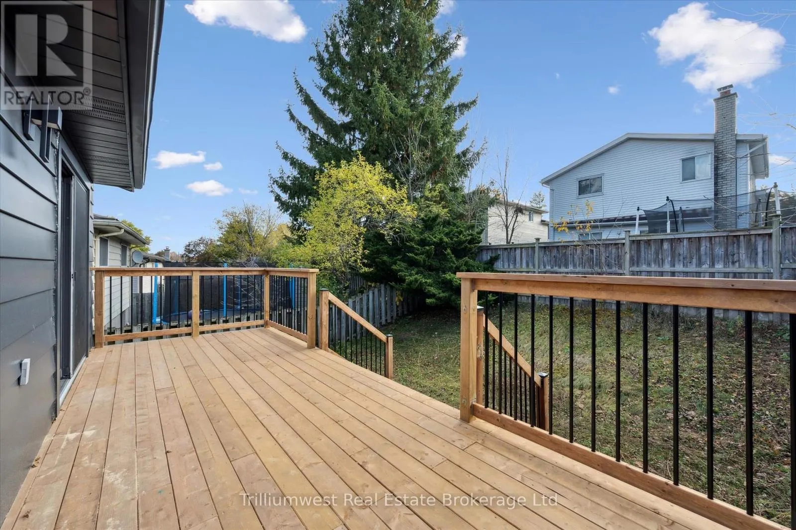 459 DRUMMERHILL CRESCENT