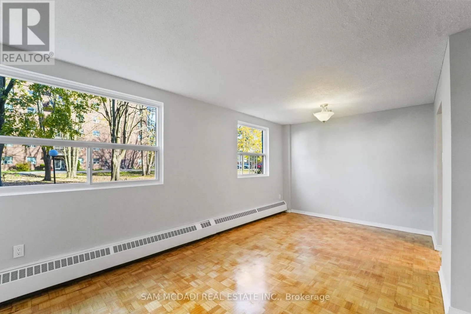 103 - 47 MUNROE STREET