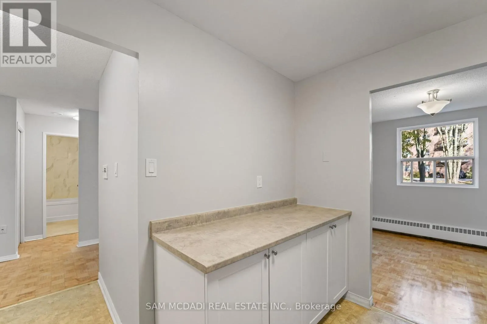 103 - 47 MUNROE STREET